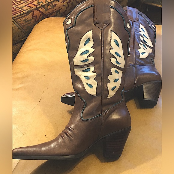 Nine West Shoes - Nine West Leather Western Boots. Woman’s Size  9